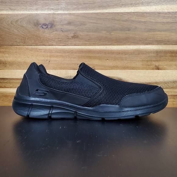 skechers bluegate